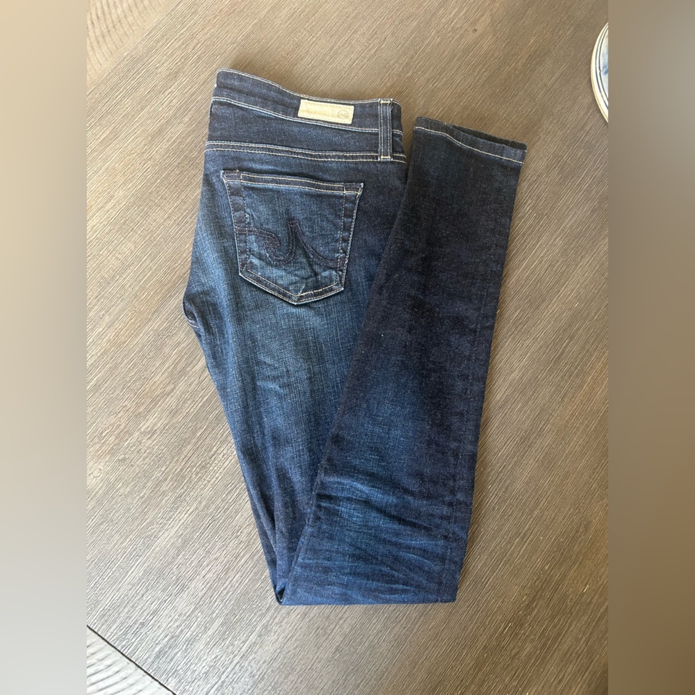 Size 25 AG skinny jean